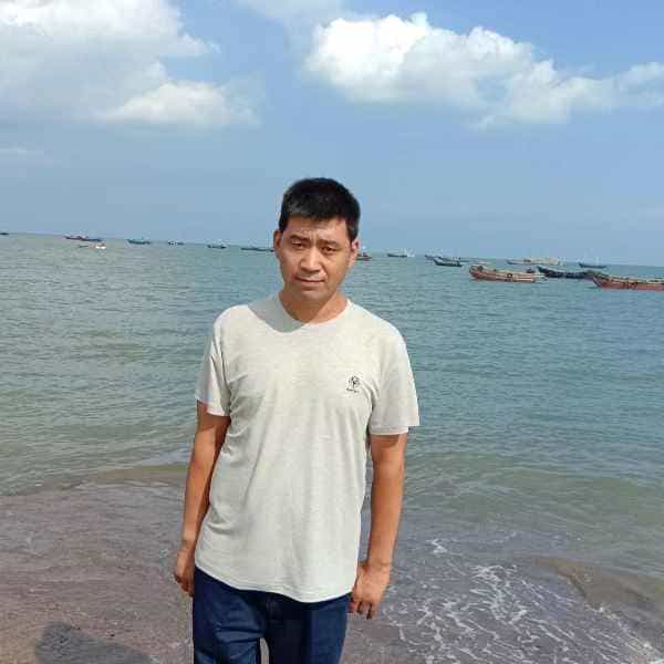 44岁岁辽宁单身帅哥 - 牡丹江吉缘网