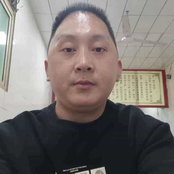 37岁岁陕西单身帅哥 - 牡丹江吉缘网